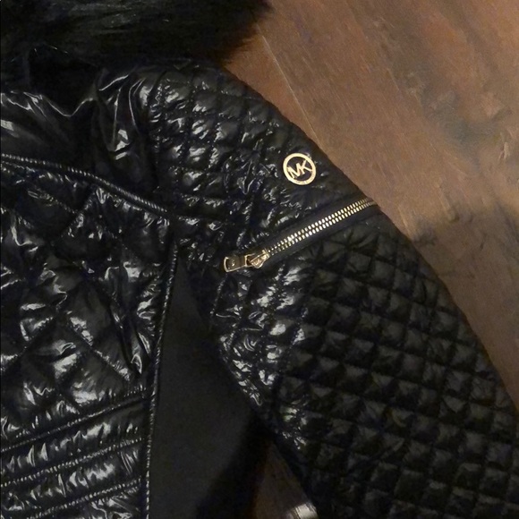 MICHAEL Micheal Kors winter jacket. - Picture 4 of 9